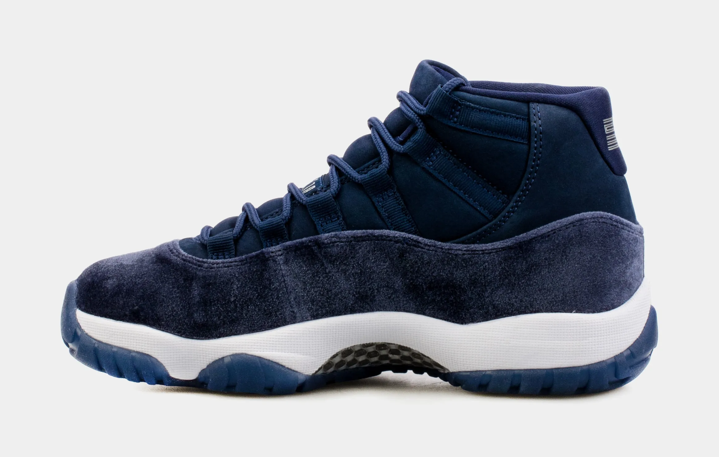 Air Jordan 11 Retro Midnight Navy Womens Lifestyle Shoes (Blue) Free Shipping