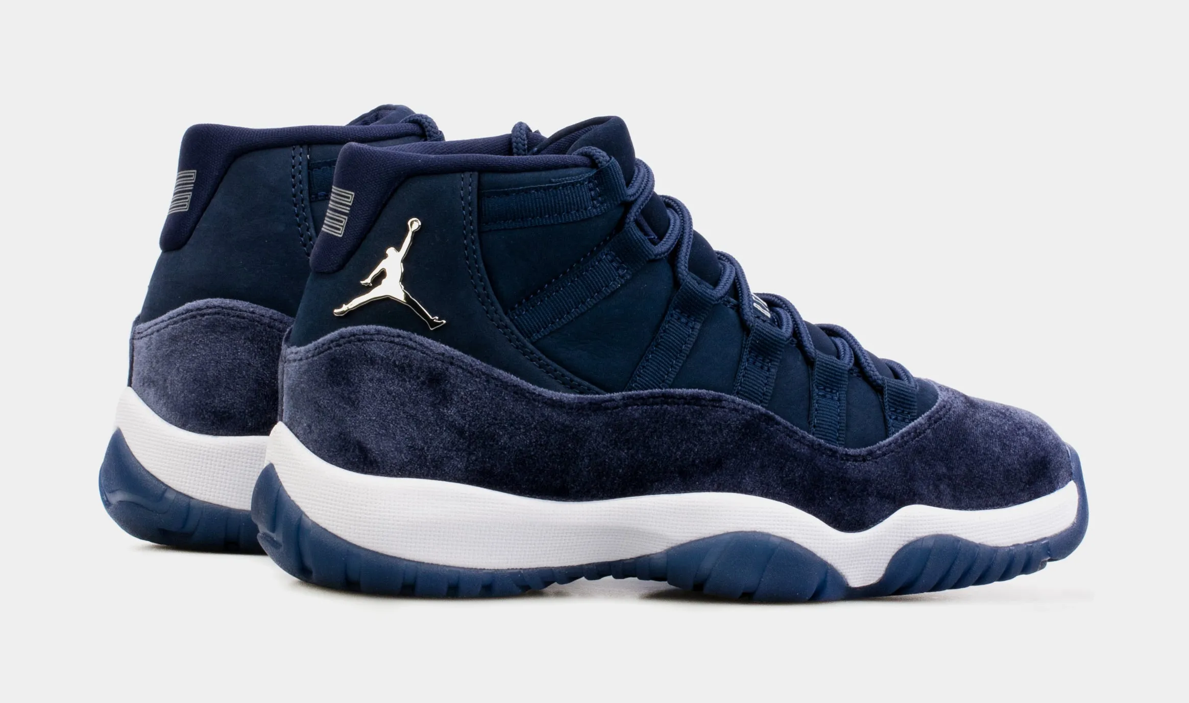 Air Jordan 11 Retro Midnight Navy Womens Lifestyle Shoes (Blue) Free Shipping