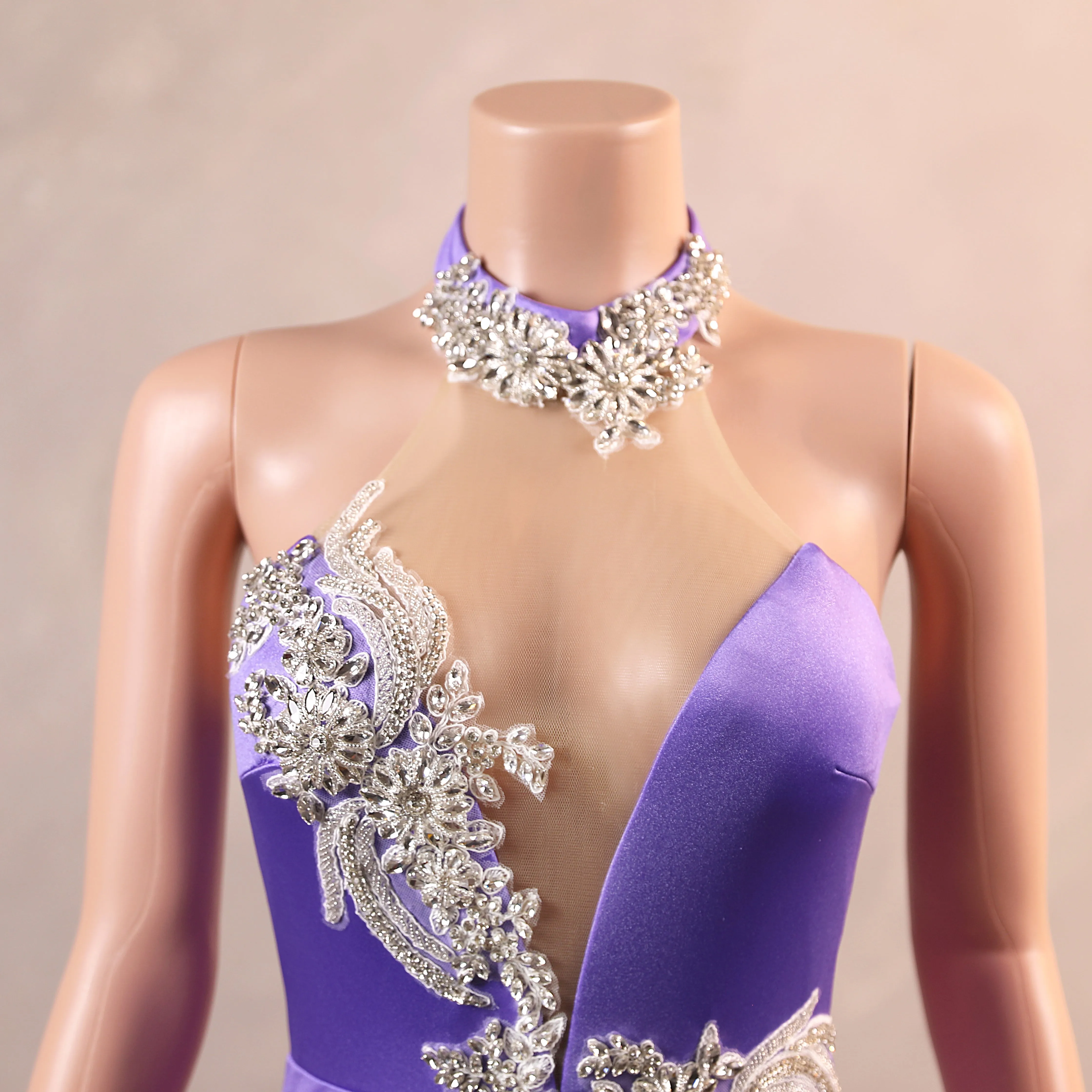 Sexy Purple Mermaid Prom Dresses Heavily Beading Women Evening Dresses Halter Neck